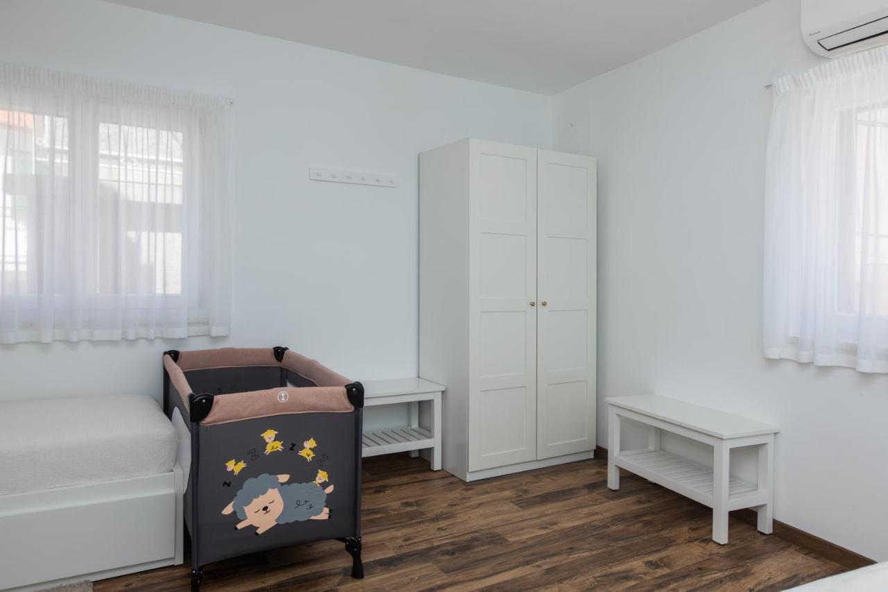 Willa House Andro Primošten Zewnętrze zdjęcie
